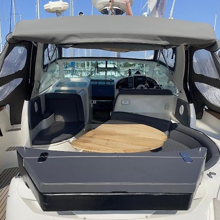 Une Nuit Sur Un Bateau Linge & Menage Inclus La Rochelle  Luaran gambar