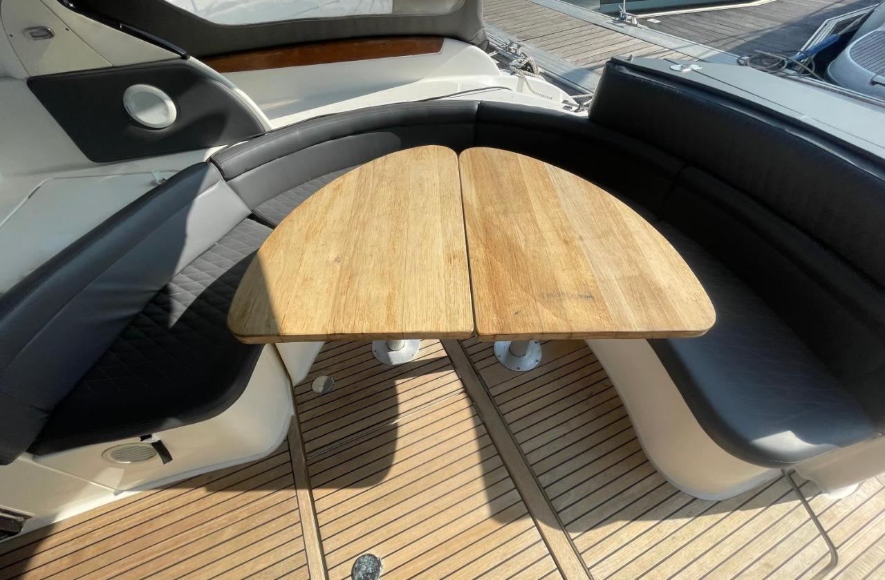 Une Nuit Sur Un Bateau Linge & Menage Inclus La Rochelle  Luaran gambar