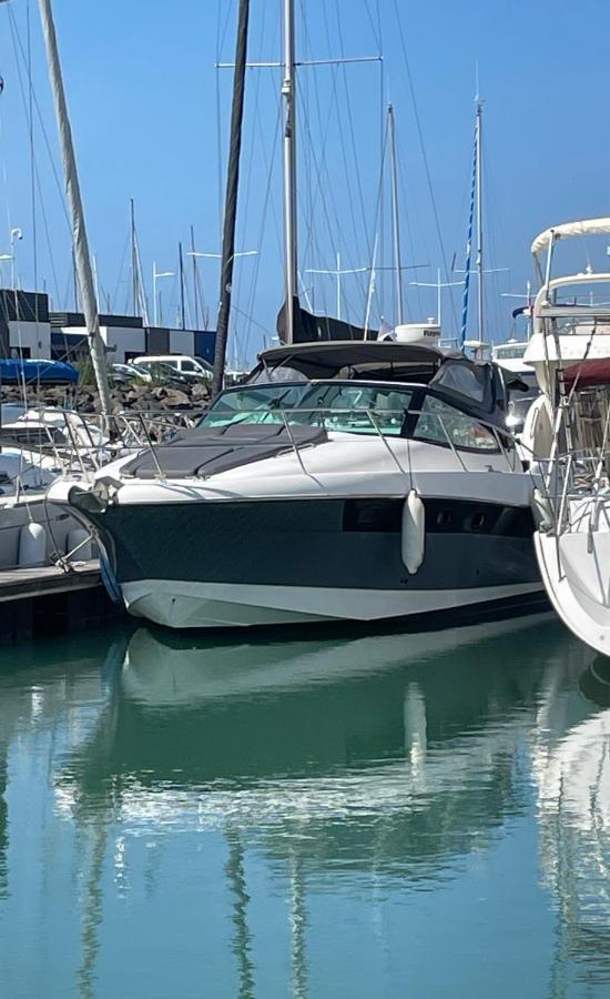 Une Nuit Sur Un Bateau Linge & Menage Inclus La Rochelle  Luaran gambar